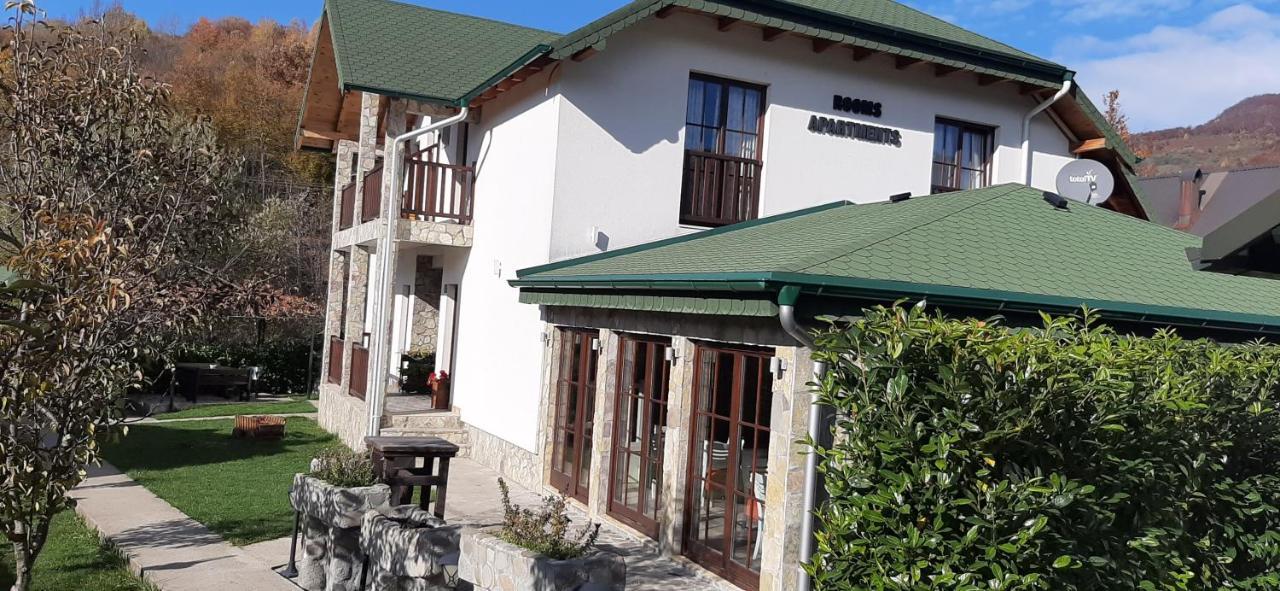 Rooms And Apartmants Mirovic Kolašin Exterior foto